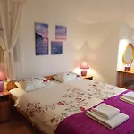 Anita - Punta Skala *