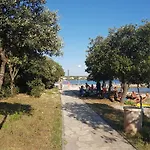 Apartment Anita - Punta Skala