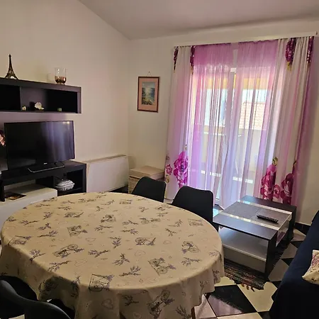 Anita - Punta Skala *