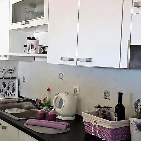 Anita - Punta Skala Petrcane