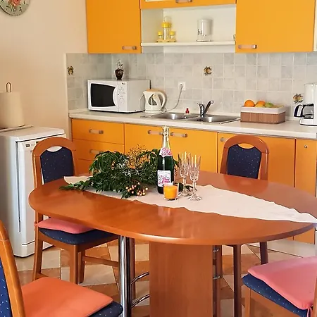 Anita - Punta Skala
