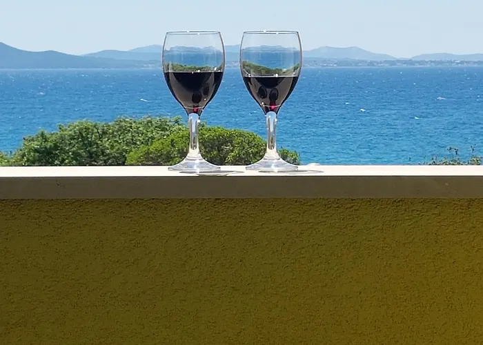 Anita - Punta Skala Petrčane