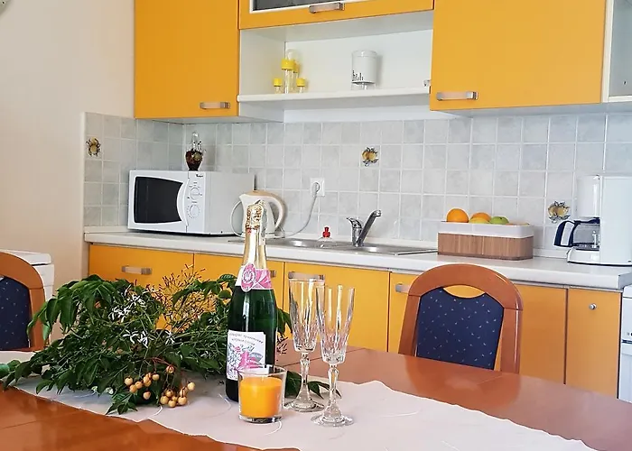 Anita - Punta Skala *