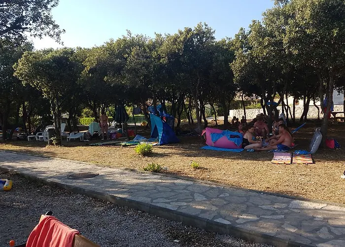 Anita - Punta Skala Petrčane