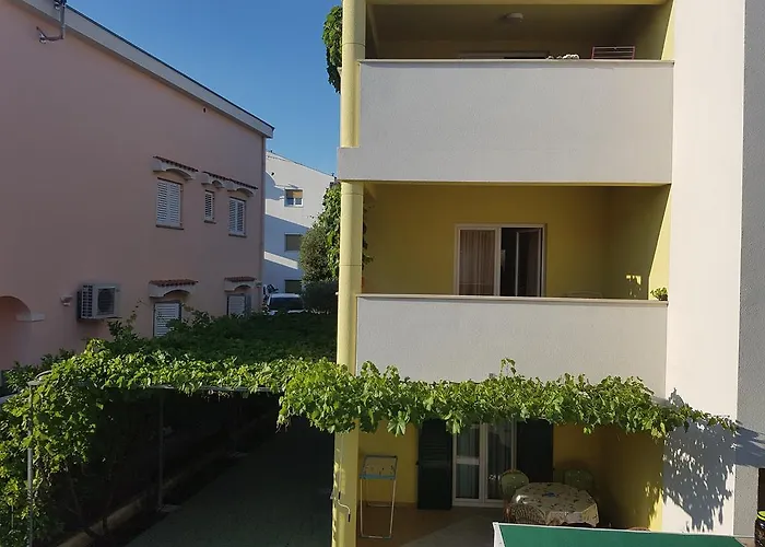 Anita - Punta Skala Petrčane